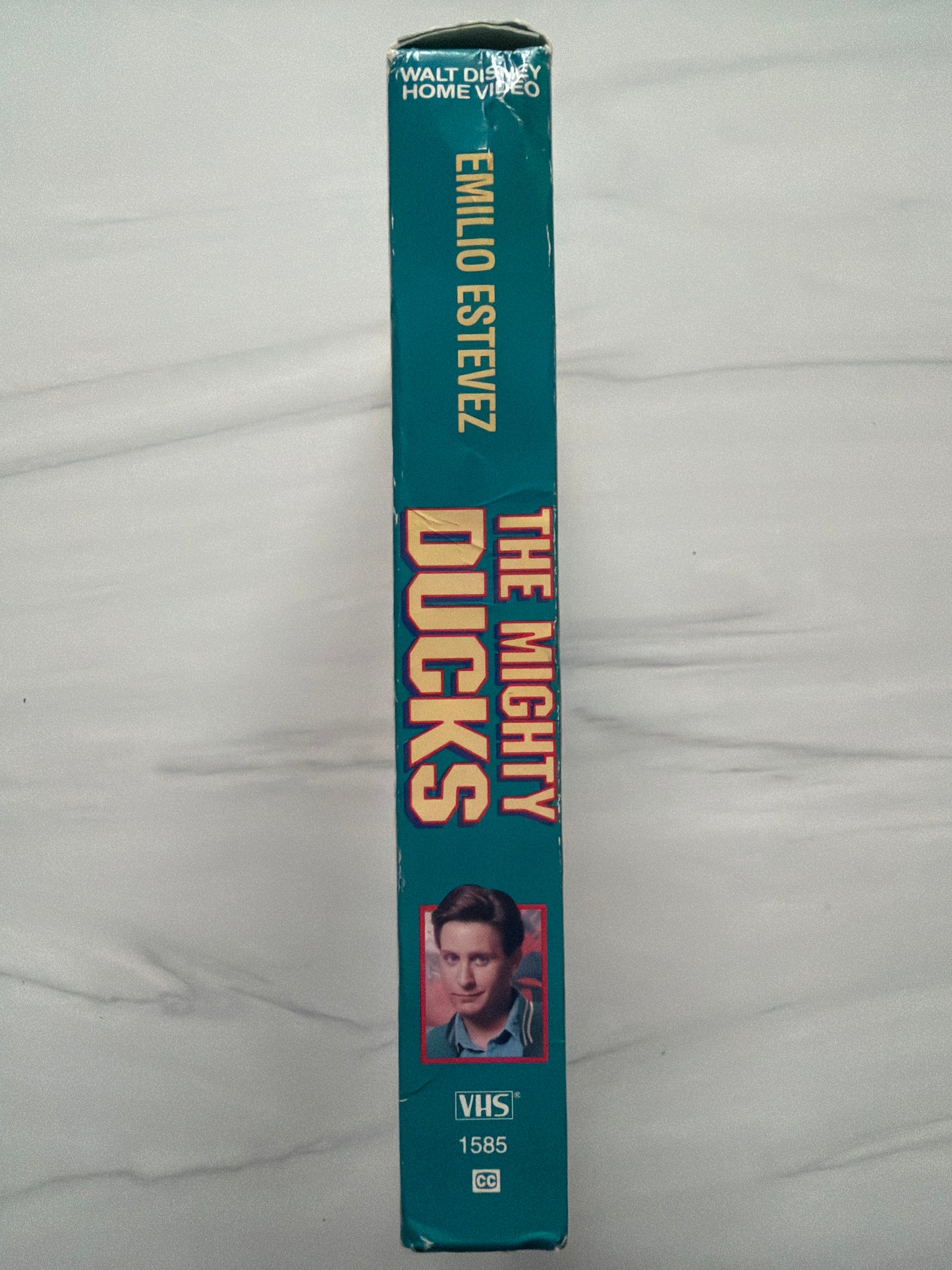 The Mighty Ducks (VHS)