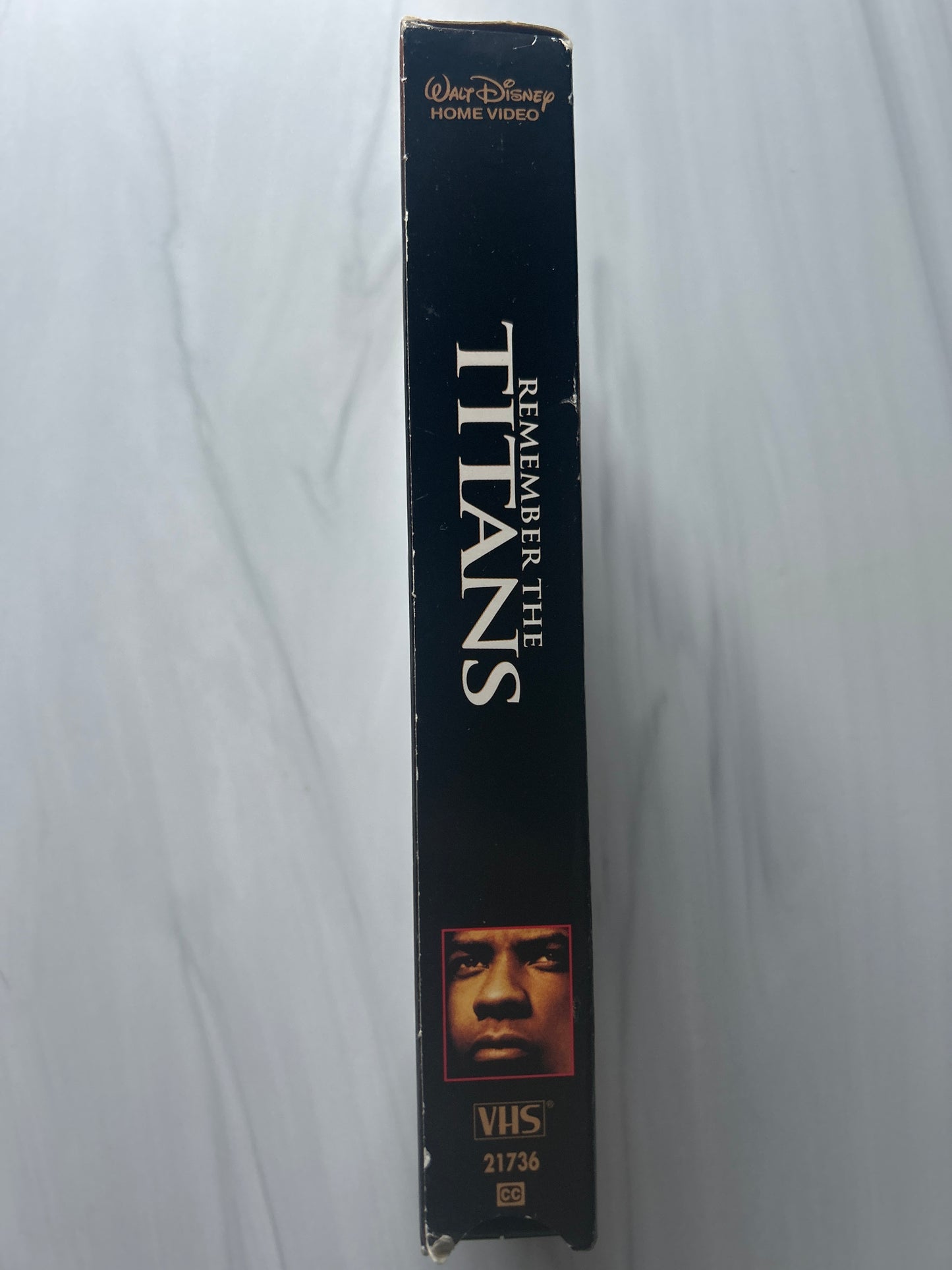 Remember The Titans (VHS)
