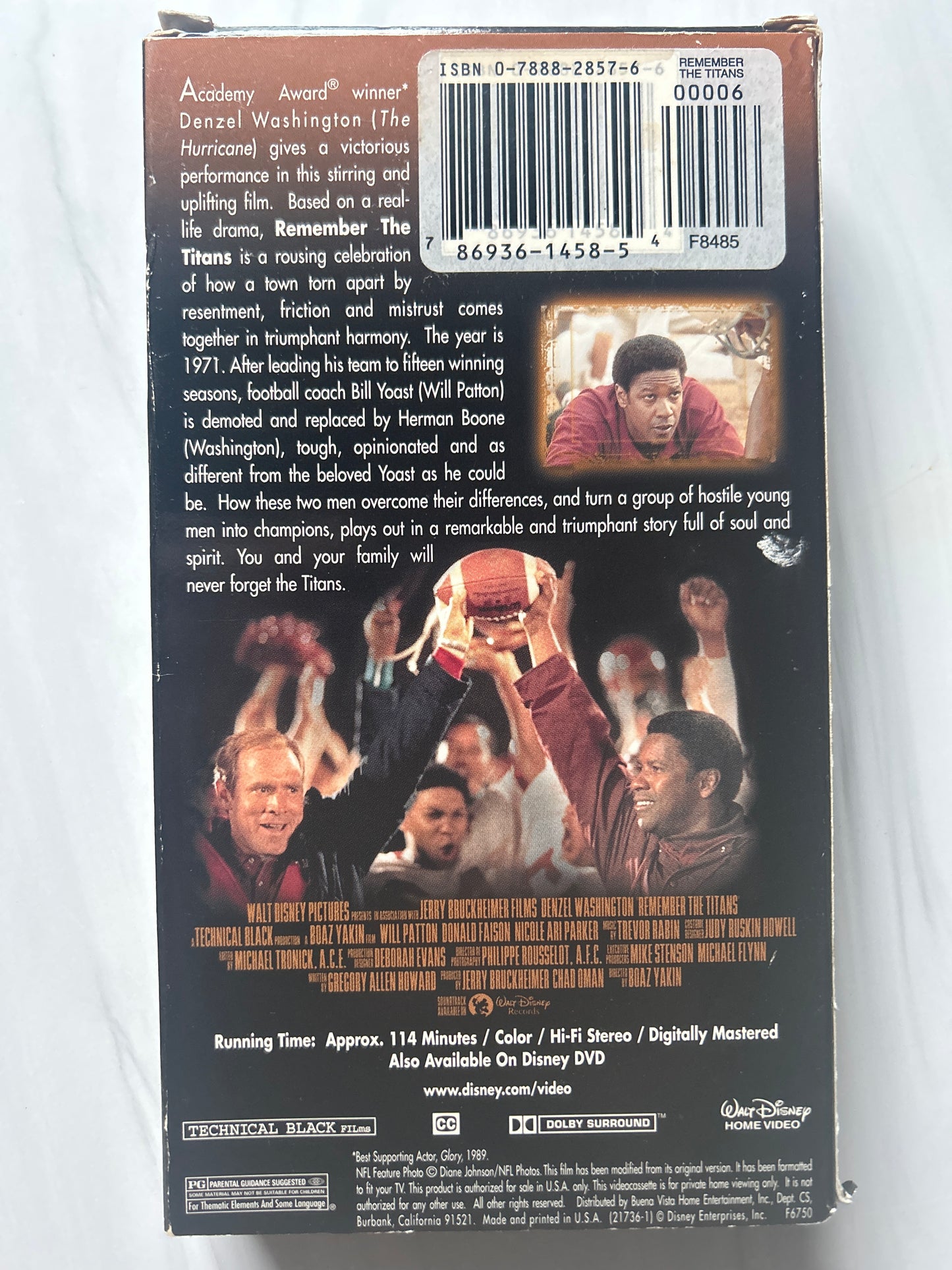 Remember The Titans (VHS)